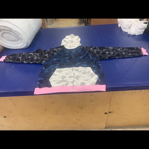 Authentic Bape A Bathing Ape OG Crazy Camo 2006 - Picture 1 of 8